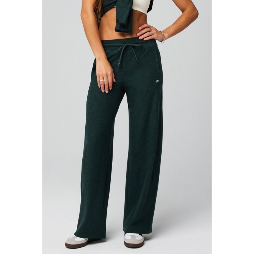 Fabletics Cloud Jersey Lounge Pants Women M Green Wide Leg Athleisure Activewear